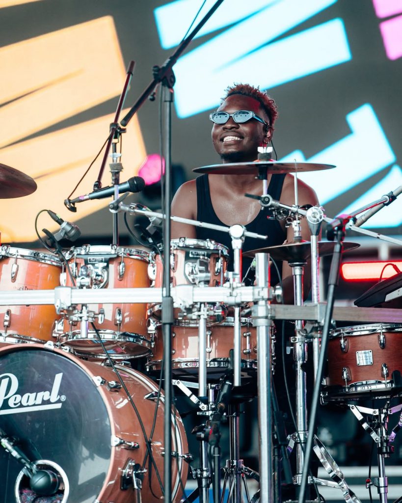 Tems Blankets And Wine 